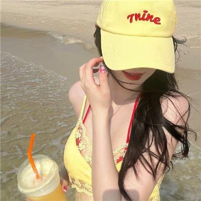 镜内情谜